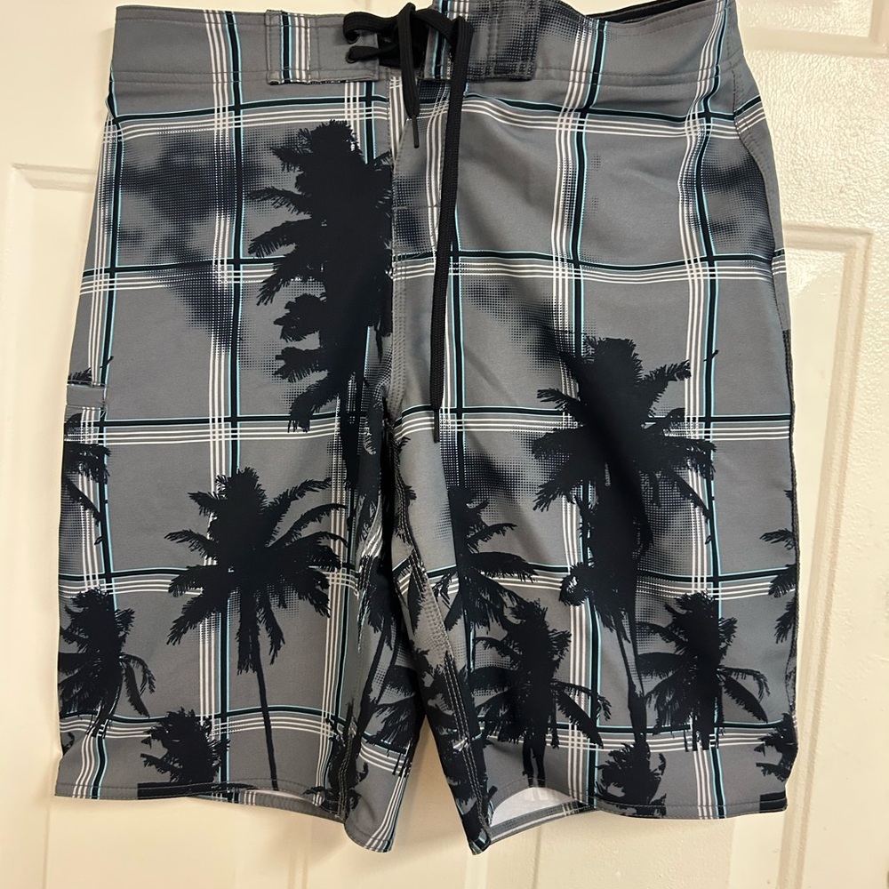 Arizona Jean Company Gray and Black Board Shorts